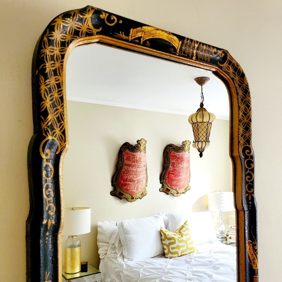 *SOLD* Pair Venetian Blown Glass Scavo Lanterns - Picture 11 of 15